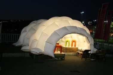 นิวแมติกแกลลอรี่พองเต็นท์โคมไฟ Comercial Inflatable Garden Tent For Event