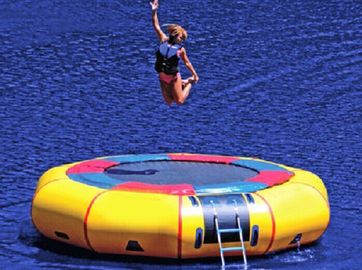 กระโดดน้ำ Trampoline ของเล่นน้ำ Inflatable Waterproof PVC