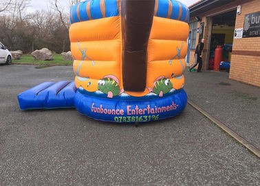 น่าอัศจรรย์เกม inflatable พองเรือตีกลับบ้านเกมกับ slippy สไลด์