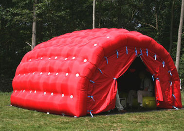 เต็นท์กลางแจ้งสีแดงเต็นท์ Giant Garge Inflatable สำหรับรถยนต์ที่มีวัสดุพีวีซี