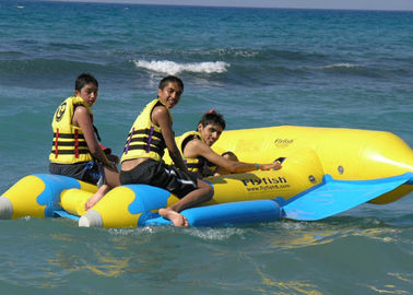 สีเหลือง 0.9mm พีวีซี Inflatable บินปลา Inflatable ของเล่นเรือสำหรับน้ำเกม