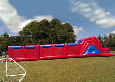 เกมกลางแจ้ง 0.55mm PVC Red Giant Assault หลักสูตร Inflatable Bouncy Obstacle Course