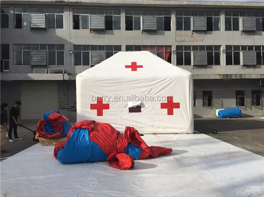 Pvc Tarpaulin Medical Inflatable Hospital Tent กันน้ำสำหรับกรณีฉุกเฉิน