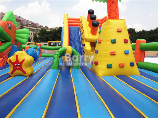 สนามเด็กเล่นกลางแจ้ง Castle Bouncer Climb And Slide Combo