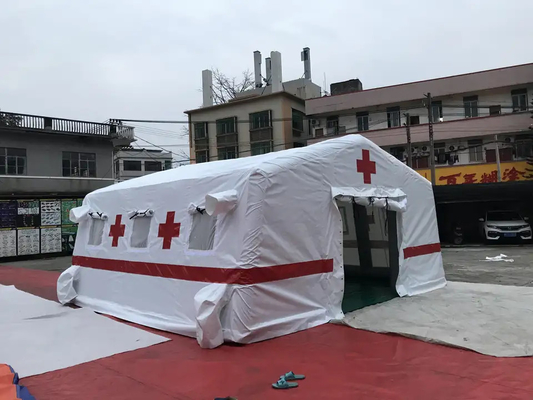 Air Tight Pvc Tarpaulin Red Cross เต็นท์พองโรงพยาบาล First Aid Tent