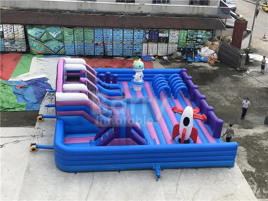 Custom Tarpaulin Trampoline Park สนามเด็กเล่นทำให้พองที่น่าสนใจ Bouncy Castle