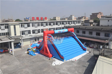 OEM Customized ให้ไปเริ่มต้นบรรทัด Insane Red Inflatable 5K หลักสูตรอุปสรรค