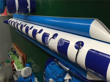 2 ~ 10 คนอากาศ Welded Inflatable Water ของเล่น Banana Tube ความต้านทานเปลวไฟเรือ