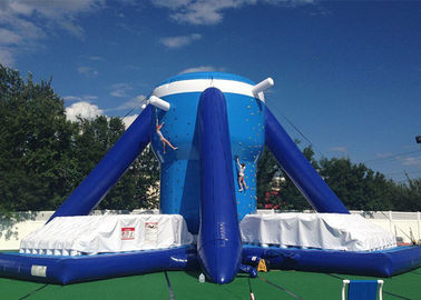 เกมส์แบบสบาย ๆ Klimb Inflatable, กำแพงปีนกำแพงขนาดใหญ่ 28ft สีฟ้าขนาดใหญ่