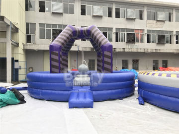 Last Man Standing Inflatable Interactive Games, อุปกรณ์สนามเด็กเล่นกลางแจ้งสีม่วง