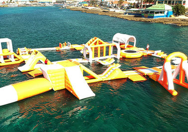 อุทยานเขตร้อนลมป่าตลกท้าทายกีฬาทางน้ำแบบพ่นลม Wibit Inflatable Water Sports Challenge