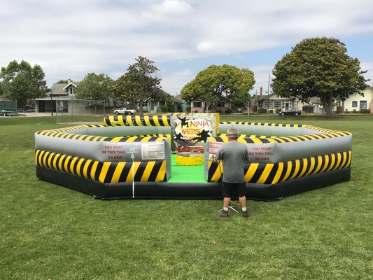 Custom Tarpaulin Inflatable Wipeout Obstacle Course เครื่องเกม Meltdown