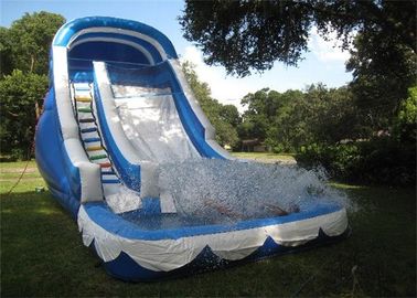 สไลด์น้ำสำหรับเด็กที่ทำให้พองได้ / สนามหลังบ้านสีฟ้าพองเปียกสไลด์
