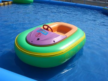 มินิ 0.9 มิลลิเมตรของเล่นสระว่ายน้ำพีวีซี Inflatable Motorized Bumper Boat