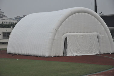 มืออาชีพกลางแจ้งสีขาวพีวีซีพองกีฬาเต็นท์สำหรับเหตุการณ์ 40 × 15m