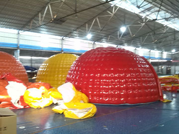 กันน้ำ 6m เส้นผ่านศูนย์กลาง PVC ผ้าใบกันลื่น Inflatable Camping Tent EN14960