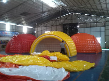กันน้ำ 6m เส้นผ่านศูนย์กลาง PVC ผ้าใบกันลื่น Inflatable Camping Tent EN14960