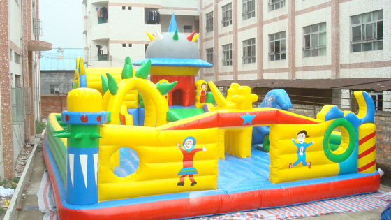 Bouncer พองเชิงพาณิชย์ 0.55mm PVC Jumping Castle Play Park