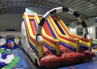 0.55mm Pvc วัสดุยักษ์เด็ก / Adult Inflatable Slide ทนไฟเชิงพาณิชย์