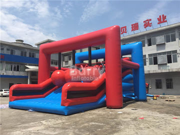 Plato PVC ผ้าใบกันน้ำ Insane Sports อุปสรรค Inflatable หลักสูตรเกมบอล Wrecking Inflatable 5K
