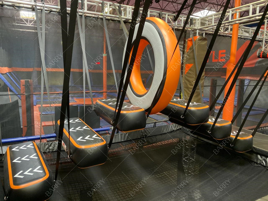 วัสดุ Drop Stitch Air Track Gym อุปกรณ์ปาร์คภายใน อุปกรณ์อุปกรณ์อุปกรณ์อุปกรณ์อากาศอุปสรรค Parkour Warrior Course Ring