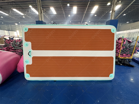 3×1.8x0.15m ขนาดที่กําหนดเอง สีมี โดคลื่นแบบอัดลมสําหรับการพักผ่อนเรือ