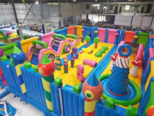 Custom World'S Biggest Kids Indoor Bounce House สวนสนุก สนามเด็กอัดอัด