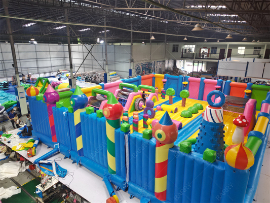 Custom World'S Biggest Kids Indoor Bounce House สวนสนุก สนามเด็กอัดอัด