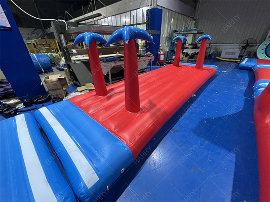 สวนน้ำเป่าลมลอยน้ำ PVC หนา 0.9 มม. สวนน้ำเป่าลมในทะเล เกมส์ทางน้ำเป่าลม