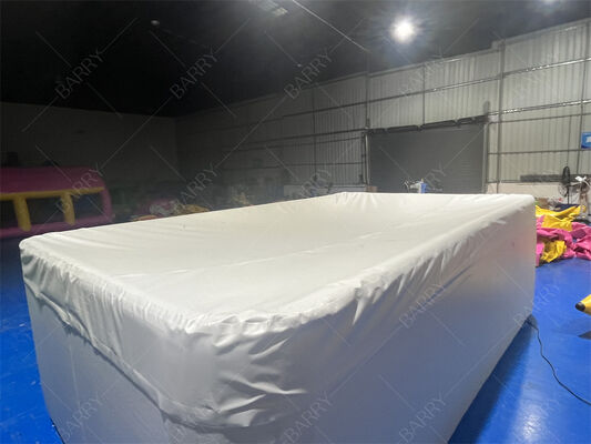 สี่เหลี่ยมหลุดเย็บ DWF ผ้า inflatable เด็กสระว่ายน้ําที่มีฝา