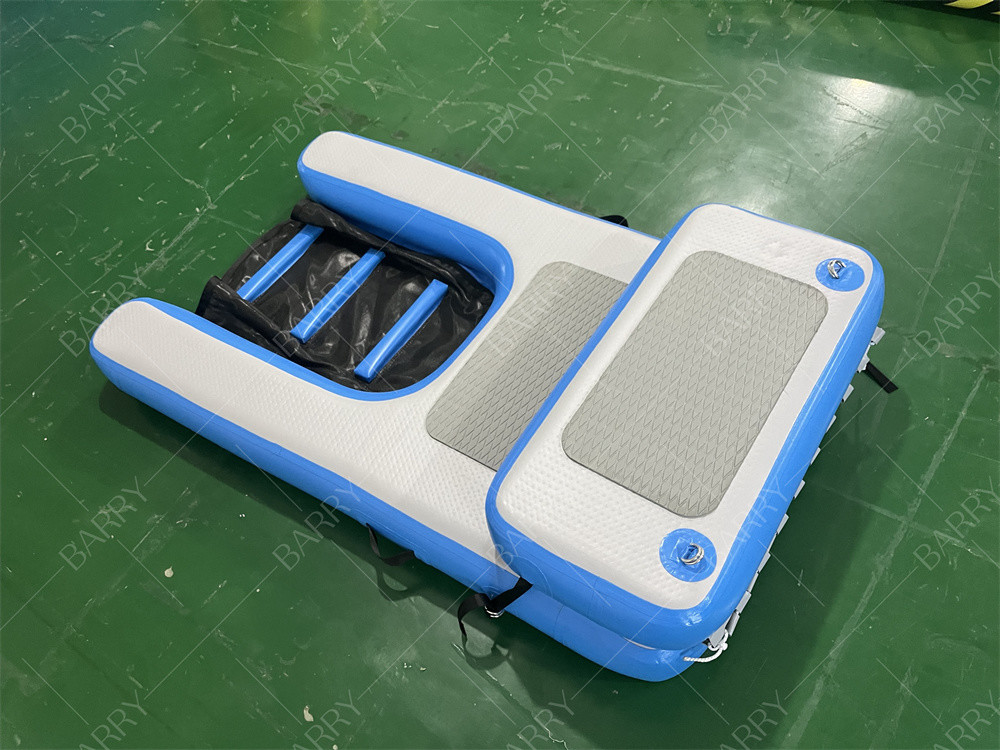 ปลอดภัยและมั่นคง ไม่ลื่น PVC ปรับน้ําสุนัข Rampfloating Platform สัตว์เลี้ยงการปีน Mat สําหรับสระว่ายน้ํา ทะเล Dock