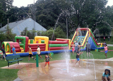 หลักสูตรอุปสรรคการผจญภัย, หลักสูตร Assault Course ปราสาท Bouncy / Inflatable Obstacle Course