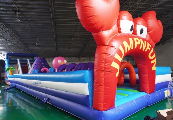 หลักสูตรอุปสรรคทำให้พองกลางแจ้งเชิงพาณิชย์ที่มีสีสันสำหรับเด็กวัยหัดเดิน