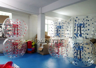ของเล่นกลางแจ้ง Inflatable กลางแจ้ง Red Dot / Blue Dot ลูกฟุตบอลขนาด 1.7 M