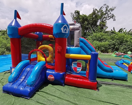 เด็กกลางแจ้ง Bouncy Castle อุปสรรคกระโดดบ้านตีกลับทำให้พองพร้อมสไลด์