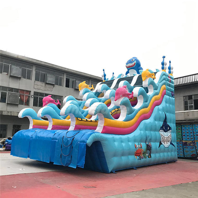 ผ้าใบกันน้ำกันไฟสไลด์น้ำทำให้พองสำหรับศูนย์การเล่นของสโมสรโรงเรียน