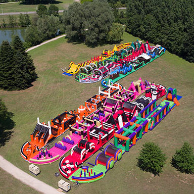เป็นมิตรกับสิ่งแวดล้อม PVC Obstacle Course Bounce House สำหรับผู้ใหญ่ 5k Inflatable Obstacle Course Races