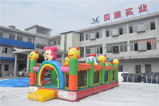 กระโดดที่มีสีสันบ้านตีกลับทำให้พอง Bouncy ปราสาทพร้อมสไลด์สำหรับเด็กกลางแจ้ง