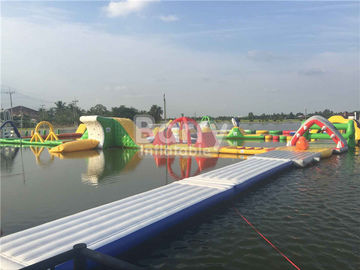Seels Theme Inflatable สวนน้ำลอยน้ำสวนสนุกที่มีความทนทาน Inflatable