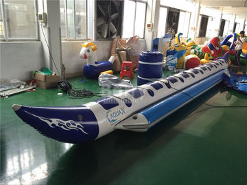 2 ~ 10 คนอากาศ Welded Inflatable Water ของเล่น Banana Tube ความต้านทานเปลวไฟเรือ