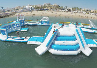 สวนน้ำแบบลอยตัวขนาดใหญ่ที่เป็นมิตรกับสิ่งแวดล้อม Eco Water Park / Inflatable Aqua Park For Sea