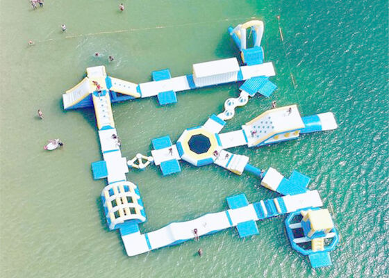 เกมลอยน้ำที่กำหนดเองฟรีสวนน้ำทะเลพองยักษ์สำหรับฤดูร้อน