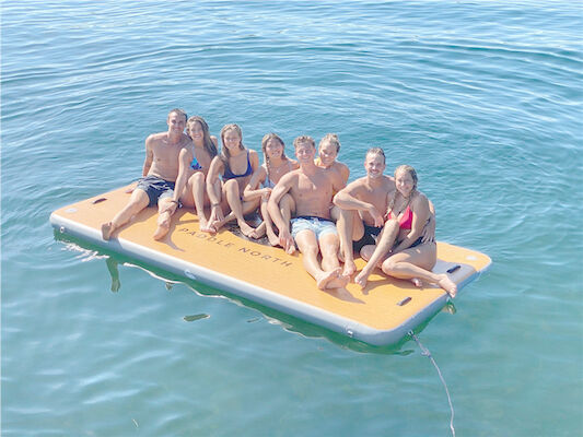 PVC Drop Stitch ที่กำหนดเอง Inflatable Yacht Dock Water Floating Platform
