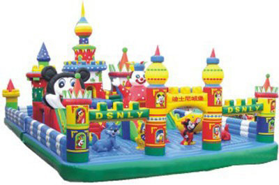 ผ้าใบกันน้ำพีวีซี 0.55 มม. สวนสนุกกลางแจ้ง Trampoline