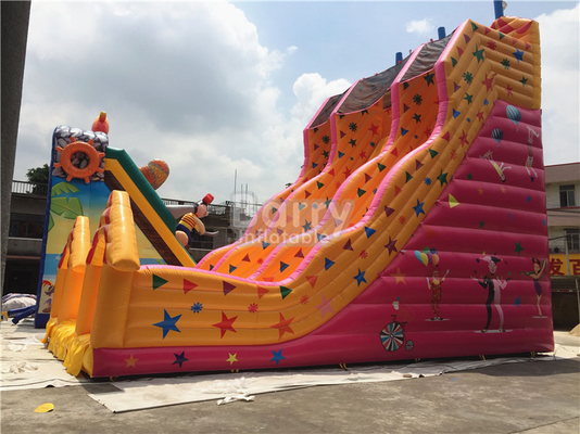 ปีนเขาแห้ง Bouncy Stars Shine สไลด์น้ำทำให้พองสำหรับ Outdoor