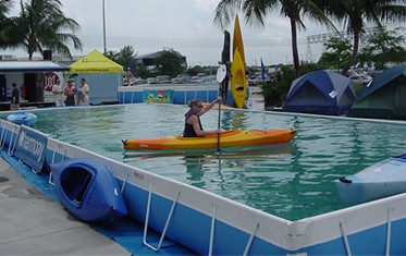 กำหนดเองเหนือพื้นดินกรอบโลหะสระว่ายน้ำสำหรับผู้ใหญ่และเด็ก