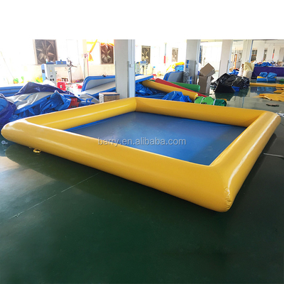 0.9mm PVC Tarpaulin สระน้ำแบบพกพา 4 * 4m สีเหลืองและสีน้ำเงิน